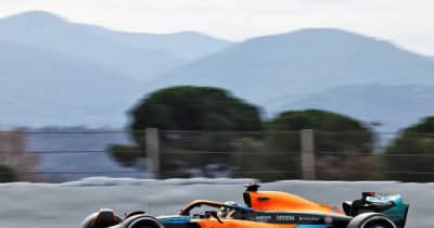 F1バルセロナテストでのマクラーレンの速さを疑うヘルムート マルコ スポンサー集め と揶揄 気になる車 バイクニュース