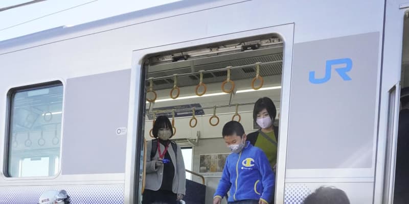 和歌山で津波想定、列車から避難　訓練に小中学生ら、90人参加