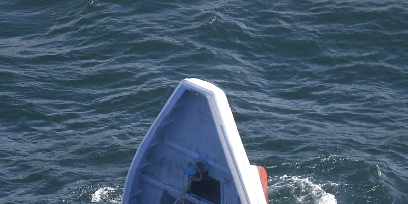 遊漁船転覆、1人死亡11人けが　貨物船と衝突、茨城・鹿島港