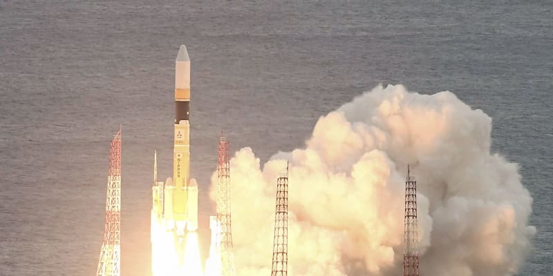 H2Aロケットの打ち上げ成功　偵察のデータ中継衛星など搭載