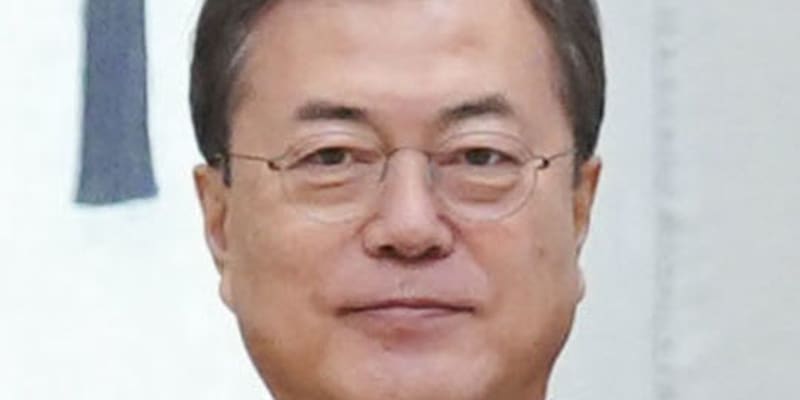 韓国の文大統領、支持率が最低に　37.4％、検察対立で急落