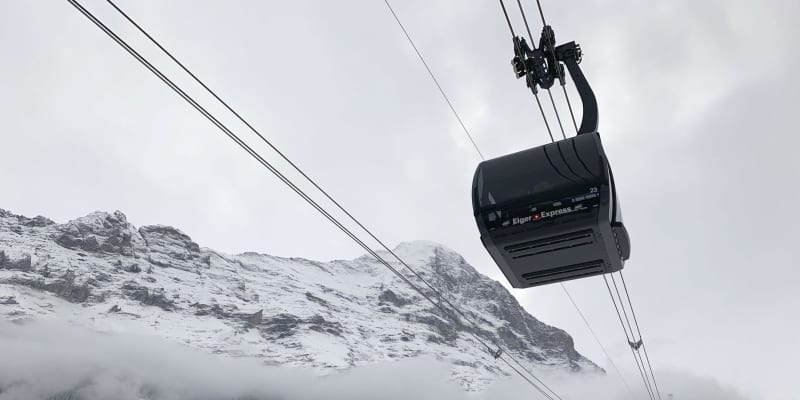 欧州最長ロープウエー稼働　スイス、コロナで客足減