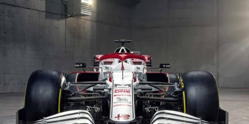 アルファロメオの2021年型F1マシン『C41』：開発トークンを使い、スリムなノーズに変更