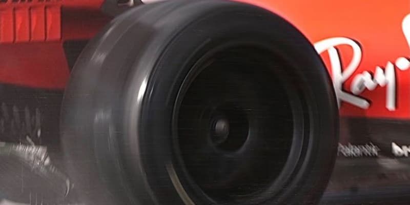フェラーリF1、2021年初の18インチタイヤ開発テストを実施。ルクレールが110周を走行