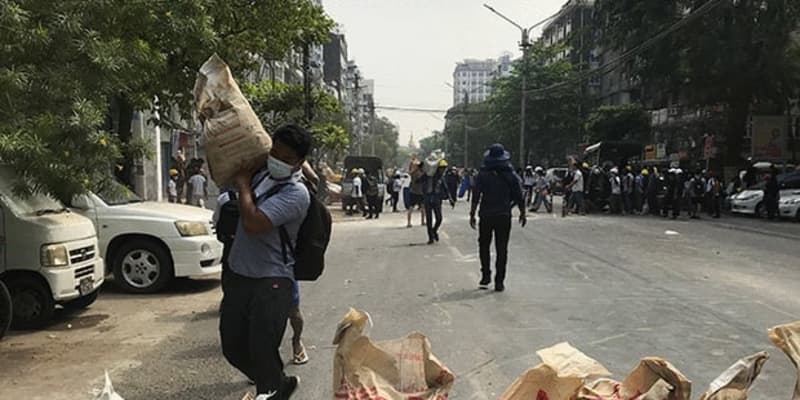【ミャンマー】労組が全面スト呼び掛け［経済］　経済停止、国軍は昼夜に弾圧
