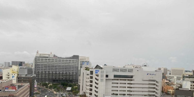 沖縄の天気予報（4月1日）　前線の影響で曇りや雨　雷の所も