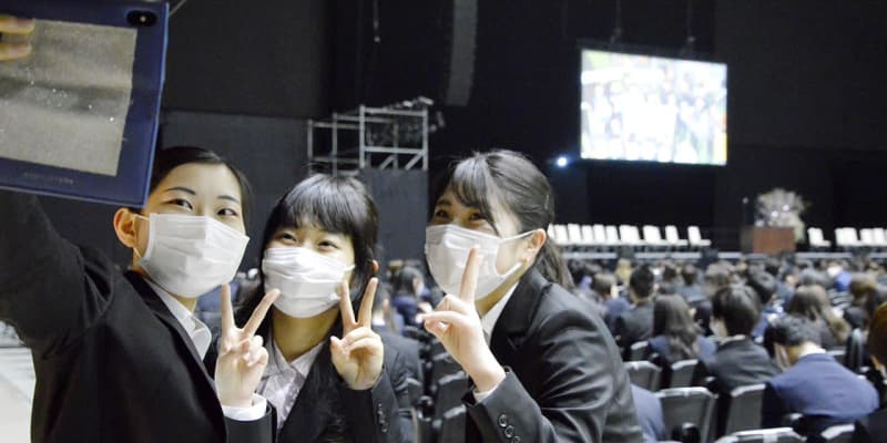 【新型コロナ】神奈川大、年度末の入学式　2020年度入学生たち「やっと入学した気持ちに」