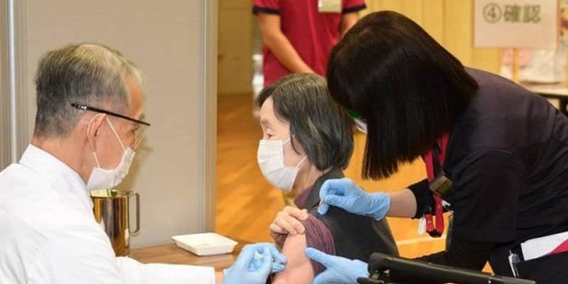 岡山でも高齢者への接種始まる　コロナワクチン、施設入所者優先