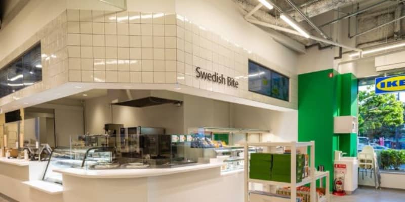 「IKEA新宿」が開業、量り売りの総菜ショップやアウトレット品コーナーも