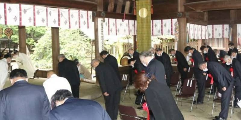 遺族ら戦没者の冥福祈る　岡山県護国神社で春季慰霊祭