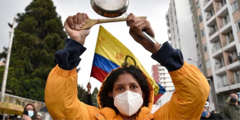 コロンビアで反政府デモ、死者も多数　背景に何が？