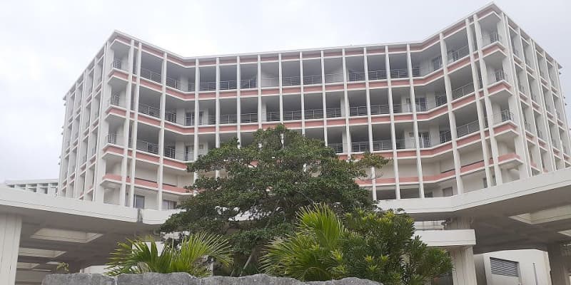 沖縄県立2病院、20日まで外来受診と入院を制限　コロナ急増で病床もひっ迫