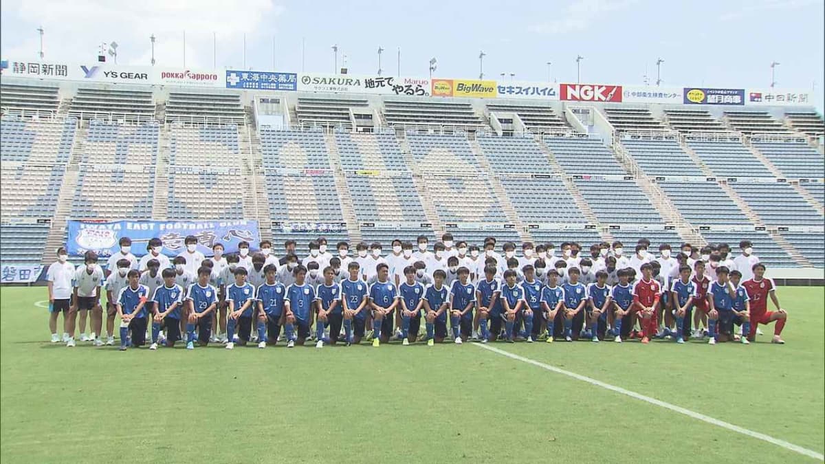 磐田東とj1ジュビロ磐田の親善試合は 大接戦 コロナ感染者が出て全国高校総体辞退 ジュビロの粋な計らいで実現 静岡 磐田市 Lnmjp Localnewsmedia