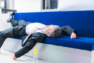 何があった!？ 川崎駅で酒を飲んでJR南武線に乗った男性「寝落ちして、気づいたら川崎駅にいました」