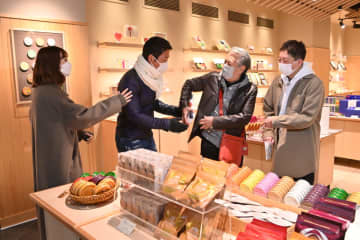 『バスサンド』に長嶋一茂&高橋茂雄が参戦　タカアンドトシは箱根でまさかの豪遊？『テレ朝人気旅全部集まっちゃましたスペシャル』
