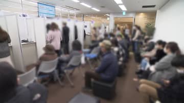 マイナカード4時間待ちも　申請に“有給休暇”対応も