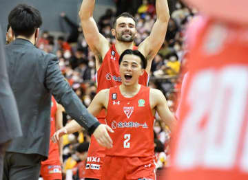 【速報】千葉ジェッツ21連勝　B1新記録を達成　声援解禁、ブースター後押し