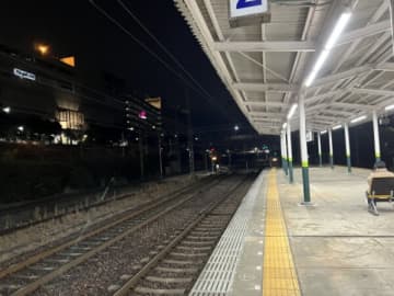 奇跡！終電を逃してヒッチハイクしたら黒のクラウンが止まって……　”強面おじさん”とのエピソード