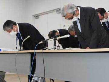 東千葉メディカルセンター汚職　元課長、金銭授受一部認める　贈賄会社に12億円超支出　理事長「深くおわび」
