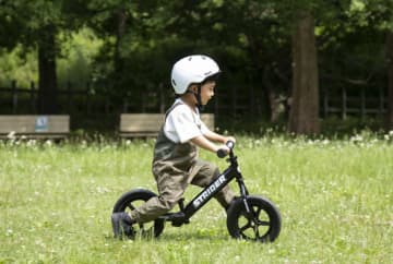 300万人の子どもに愛される幼児用二輪車『ストライダー』、“危険”と“学び”のバランス…メーカーの返答は？