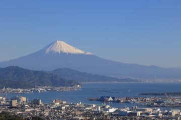 横浜駅から電車で4時間寝てしまった男性、目覚めたら静岡県　「富士山がいつもと違う方向にありました」