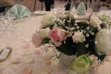 結婚式で母親がまさかの泥酔！ さらに娘のご祝儀を全部持ち帰る暴挙　その後、絶縁状態に……