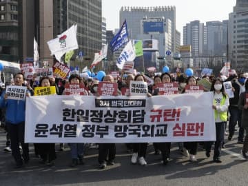 韓国ではここ数日、韓国政府が提案した元徴用工問題における第三者弁済案と、尹錫悦（ユン・ソンニョル）大統領の日本訪問をめぐり、韓国国民による複数回の抗議集会が行われました。