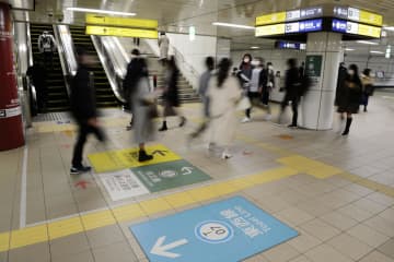 仙台市地下鉄の仙台駅。「緊急一時避難施設」として指定されている＝2022年12月