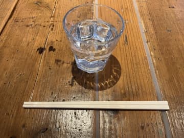 「一人で外食するのが怖い」という人々　克服は可能なのか
