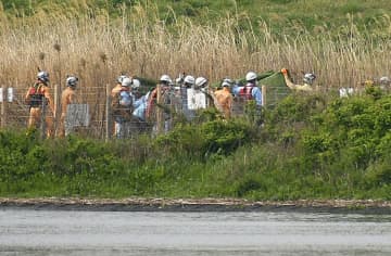 江戸川で子ども発見、心肺停止　千葉の不明男児と関連捜査
