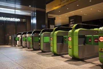 JR東「Suica」改札の新システム　ラッシュ時に通信遅延や不具合起きたら