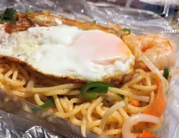 甘酒の試飲やスパイシーなエスニック料理も！　食べ歩きで春を満喫！　茂原公園のイベント「桜の山の春の市」でグルメレポート