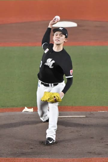 【速報】佐々木朗希、山本由伸と初対決　七回1安打11奪三振　試合は2-0でリード　ZOZOマリン・ロッテーオリックス戦