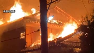 店舗兼住宅が全焼 母子けが　千葉・木更津市