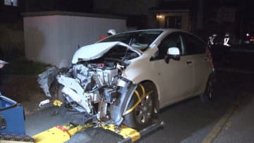 千葉・茂原市 車2台が衝突 3人けが　事故のはずみで...横転