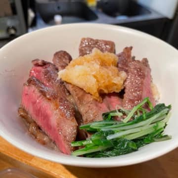 船橋【ステーキ鯛めし丼専門】肉のプロと魚のプロによるハイブリッドな丼専門店「丼ぶらこ」がオープン　シェアレストランを利用した新規オープンのご案内