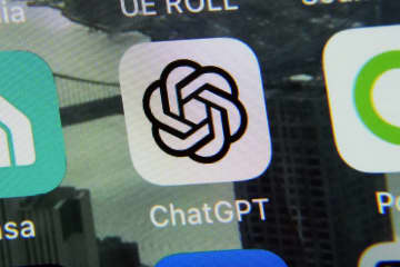 iPhoneに表示されたチャットGPTアプリのアイコン（AP＝共同）