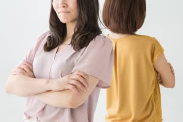 「結婚式に呼ぶつもりはないし、あなたの結婚式に出席するつもりもない」ある女性の絶縁エピソード【後編】