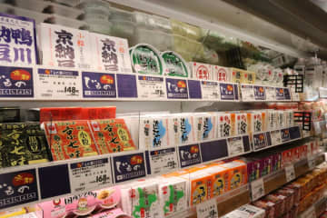 値上げラッシュで購入の仕方に変化！インフレ下で主婦が選ぶ日配品売場とは