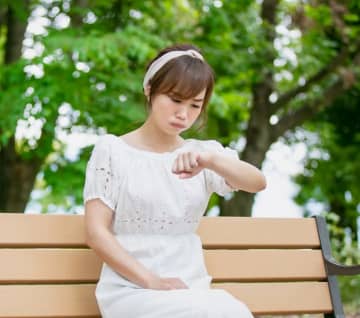 連絡なし3時間遅刻してきた友人、男性とのデートでは時間前に到着していた　ある女性の絶縁エピソード