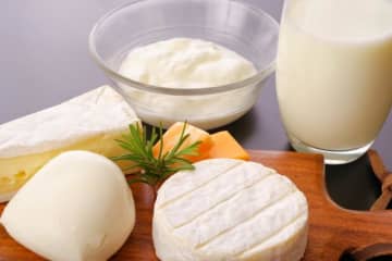 牛乳も冷凍、チーズも冷凍、ヨーグルトも冷凍...！専門家に聞いた、乳製品をさらに活用する「保存法」。