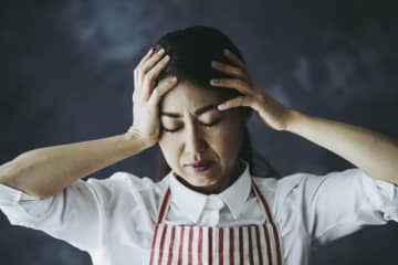 【ご近所トラブル】子どもの壁打ちサッカーに3年間耐えた女性　防犯カメラで証拠を押さえ反撃した結果…