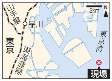 東京湾でボート炎上、沈没　10人救助、1人軽傷