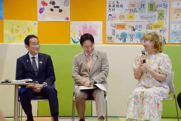 岸田首相は「全国に広げて！」と満面の笑み…「こどもまんなか」イベント1350万円に「税金を何だと？」批判殺到
