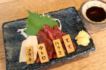 やっぱり、国産馬肉。馬肉ファンも野球ファンも集う居酒屋『ジョッキー 船橋店』
