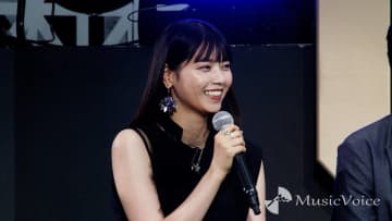 西野七瀬、交際報道後初のイベント　ツッコミ繰り出すヒロイン役で新境地？
