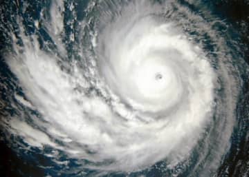 地球温暖化で台風は“狂暴化”「猛烈」が増える!!気象予報士に聞いてみた！6号「迷走」のワケと7号も接近中！
