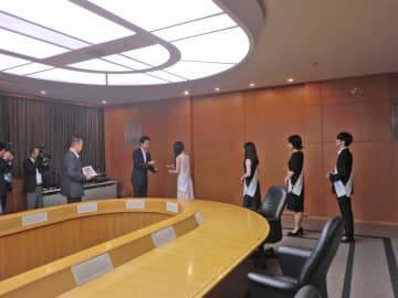 ちばポートアンバサダー　千葉県庁、千葉市役所、千葉日報社を表敬訪問　想いを新たにしました！