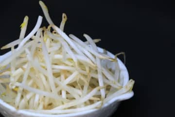 購入した「もやし」を1週間も放置した挙句「消費期限が切れている」と騒ぐクレーマー