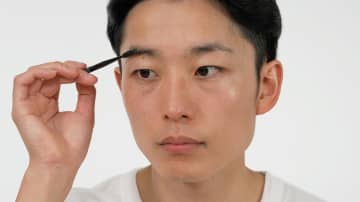 男性も化粧をする時代？資生堂が“メンズメイクセミナー”を開始…担当者「若年層だけでなく40代以上の開催依頼も」